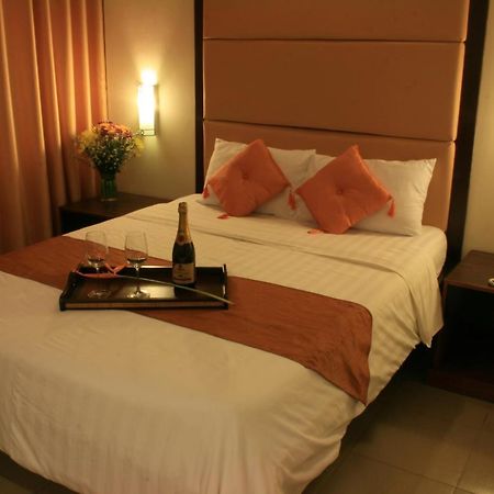 O Hotel Bacolod Extérieur photo