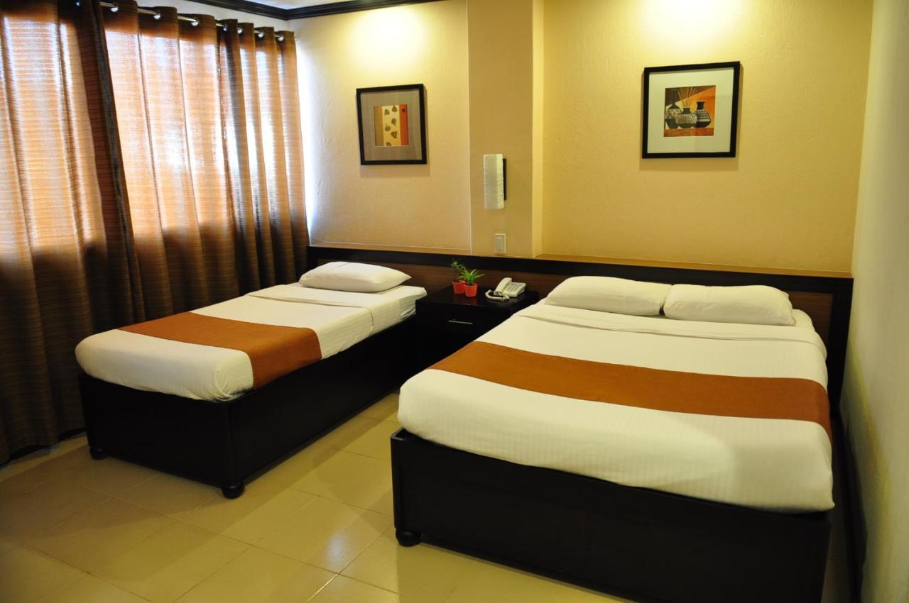 O Hotel Bacolod Extérieur photo